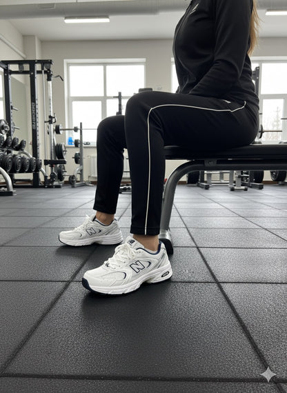 New balance 530 (ابيض مع كحلي )