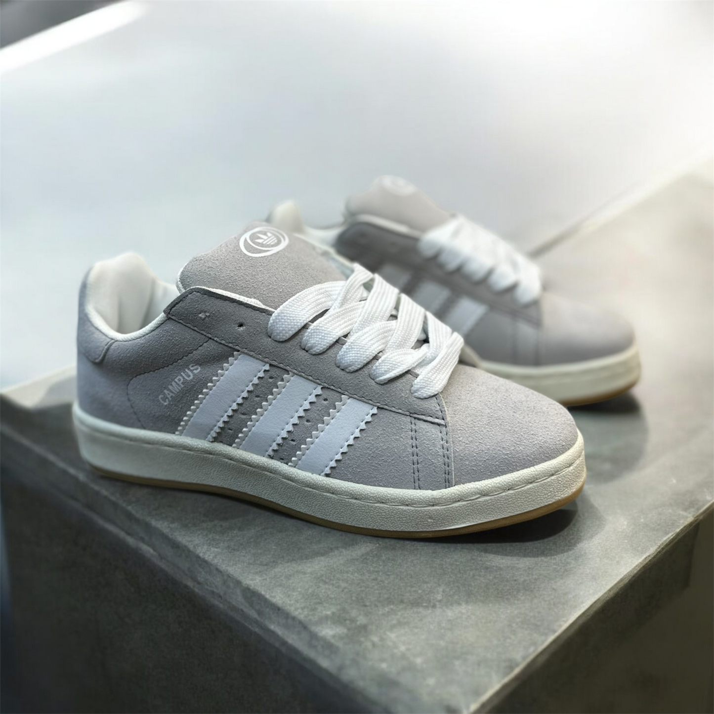 Adidas campus