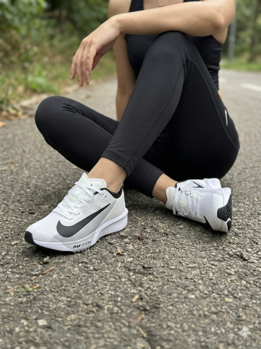 NIKE AIR ZOOM PIVAL FLY 4