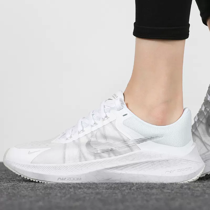 Nike ZOOM WINFLO 8