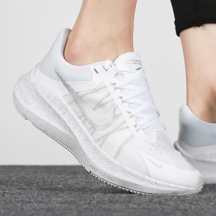 Nike ZOOM WINFLO 8