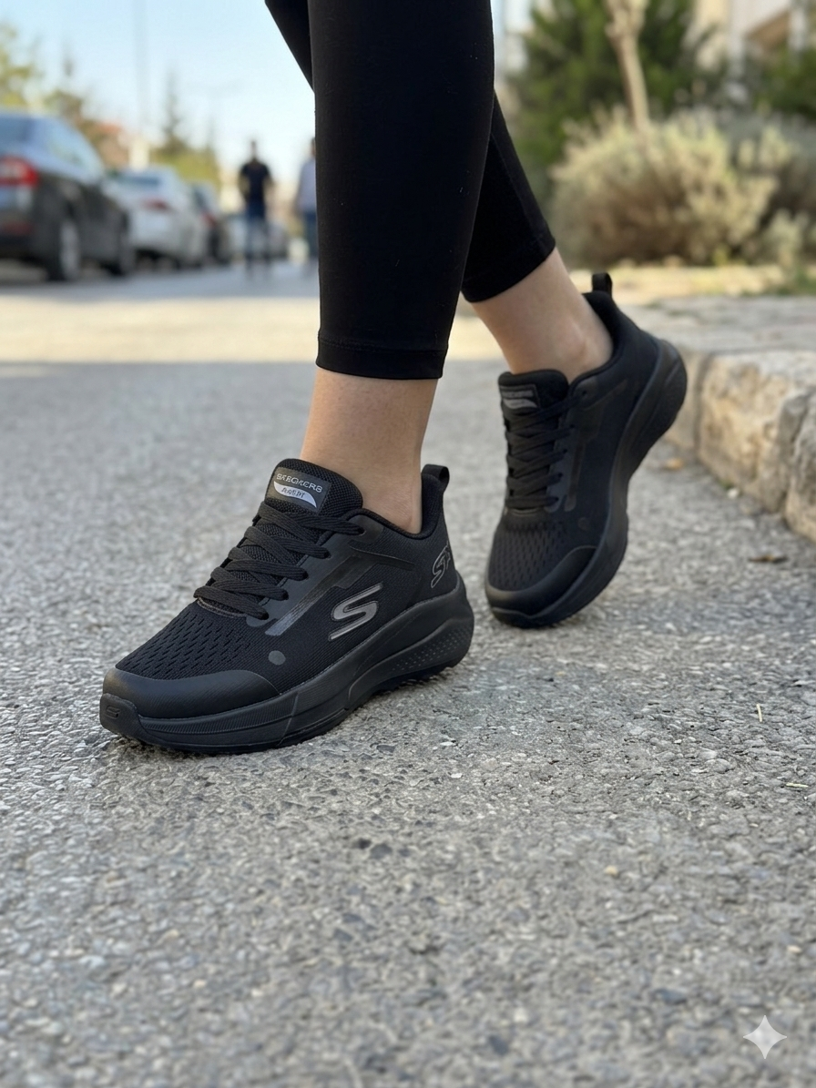SKECHERS