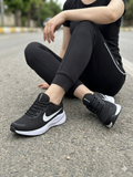 NIKE REVOLUTION 7