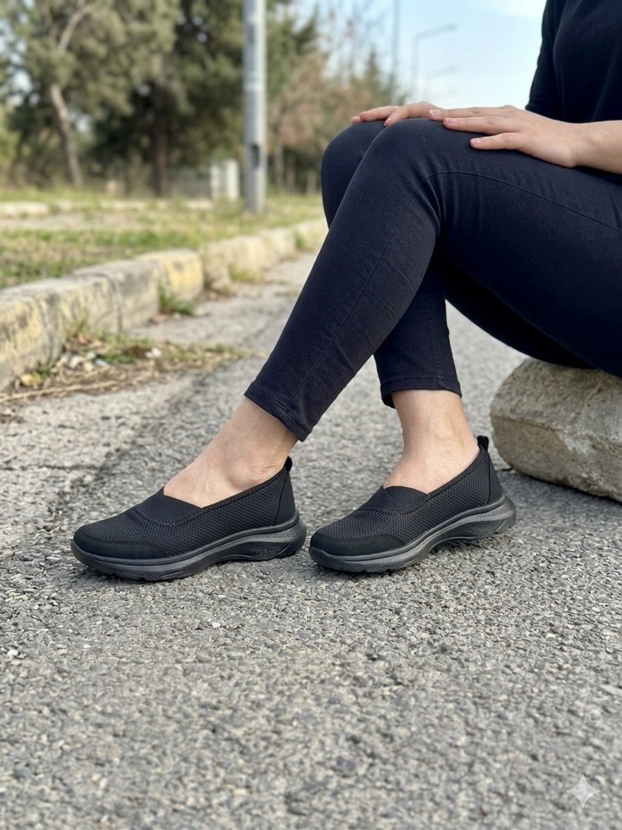 SKECHERS