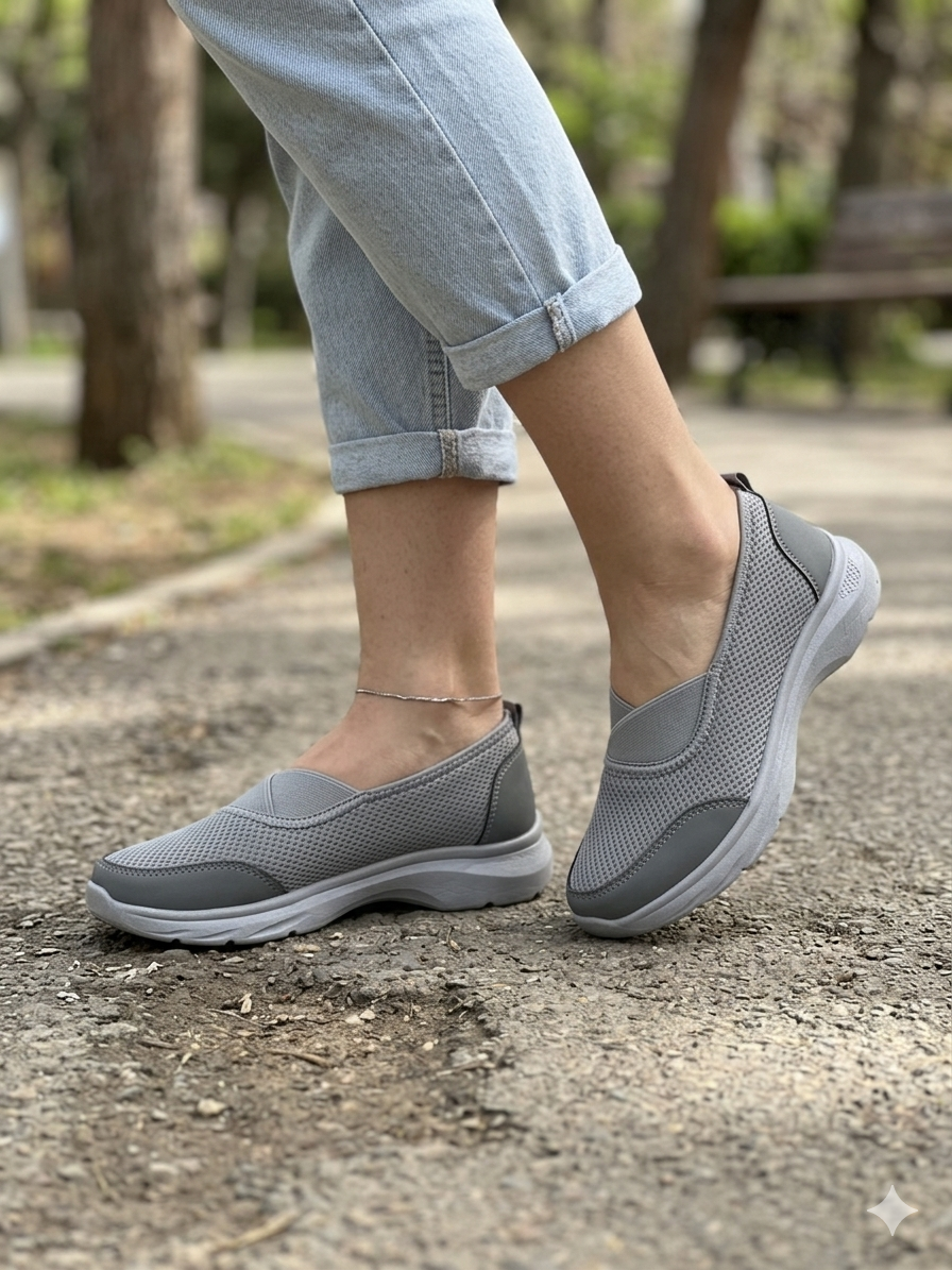 SKECHERS