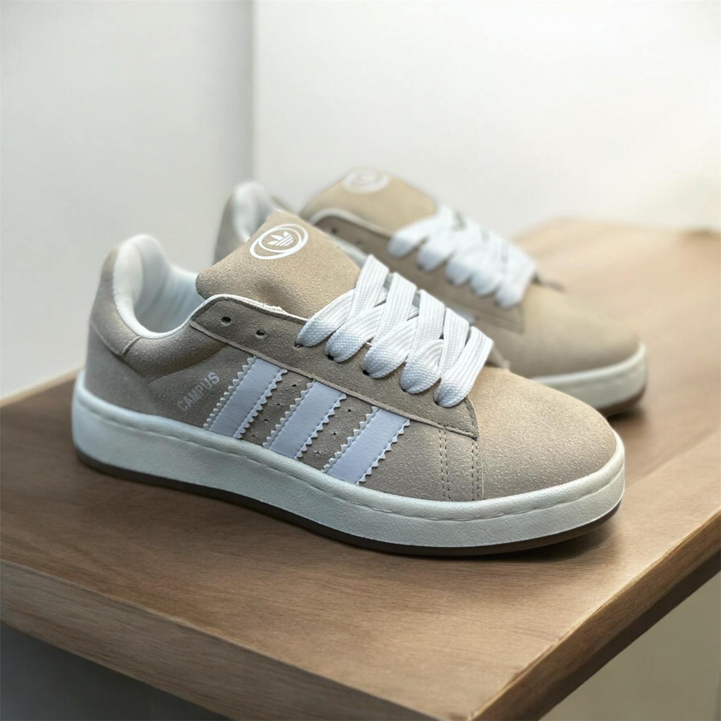 Adidas campus