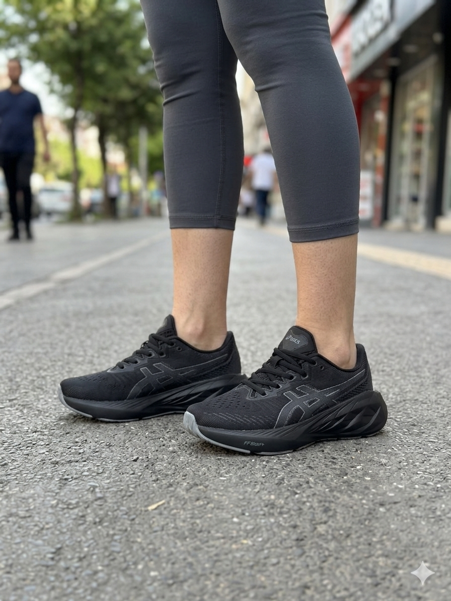 asics NOVABLAST 4
