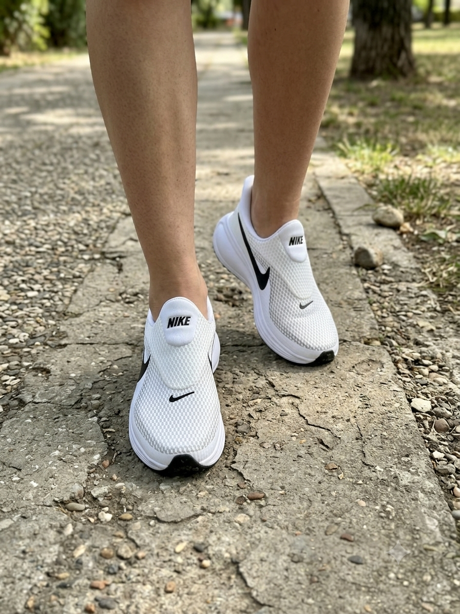 NIKE REVOLUTION 8 EASYON